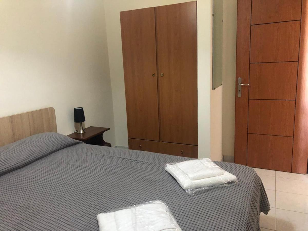 Savvas Apartments Plítra Kültér fotó