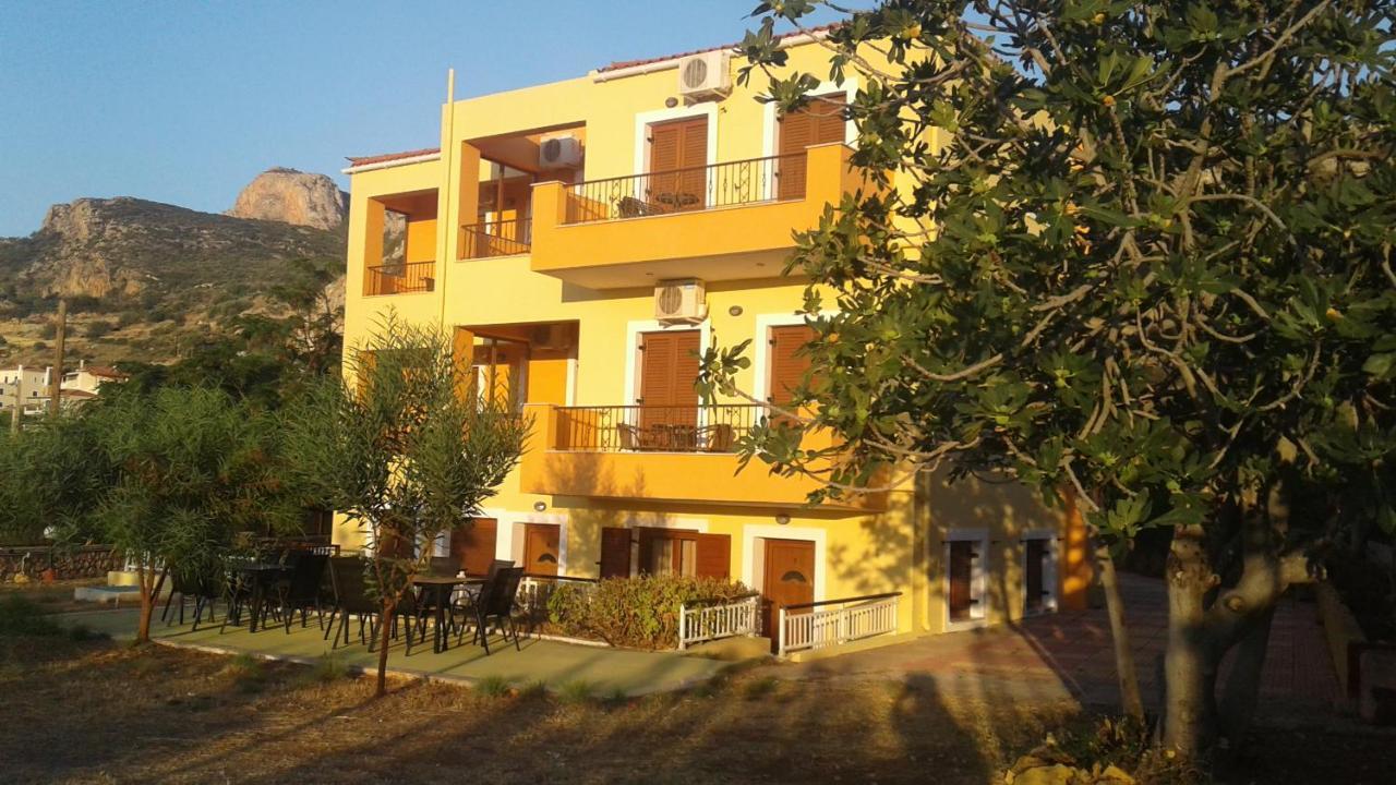 Savvas Apartments Plítra Kültér fotó