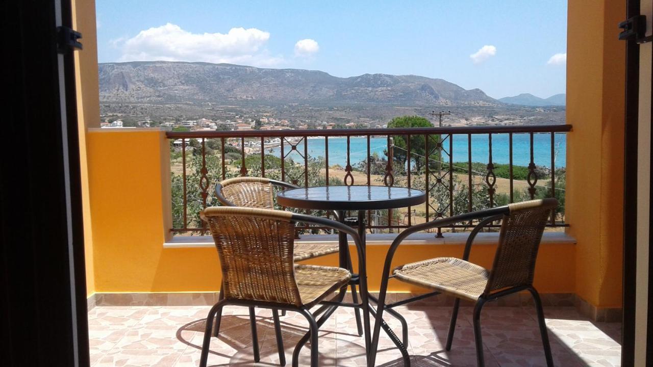 Savvas Apartments Plítra Kültér fotó