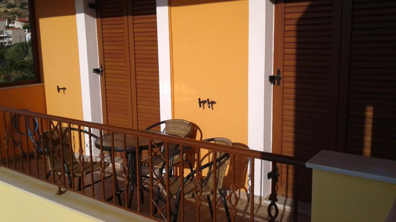 Savvas Apartments Plítra Kültér fotó